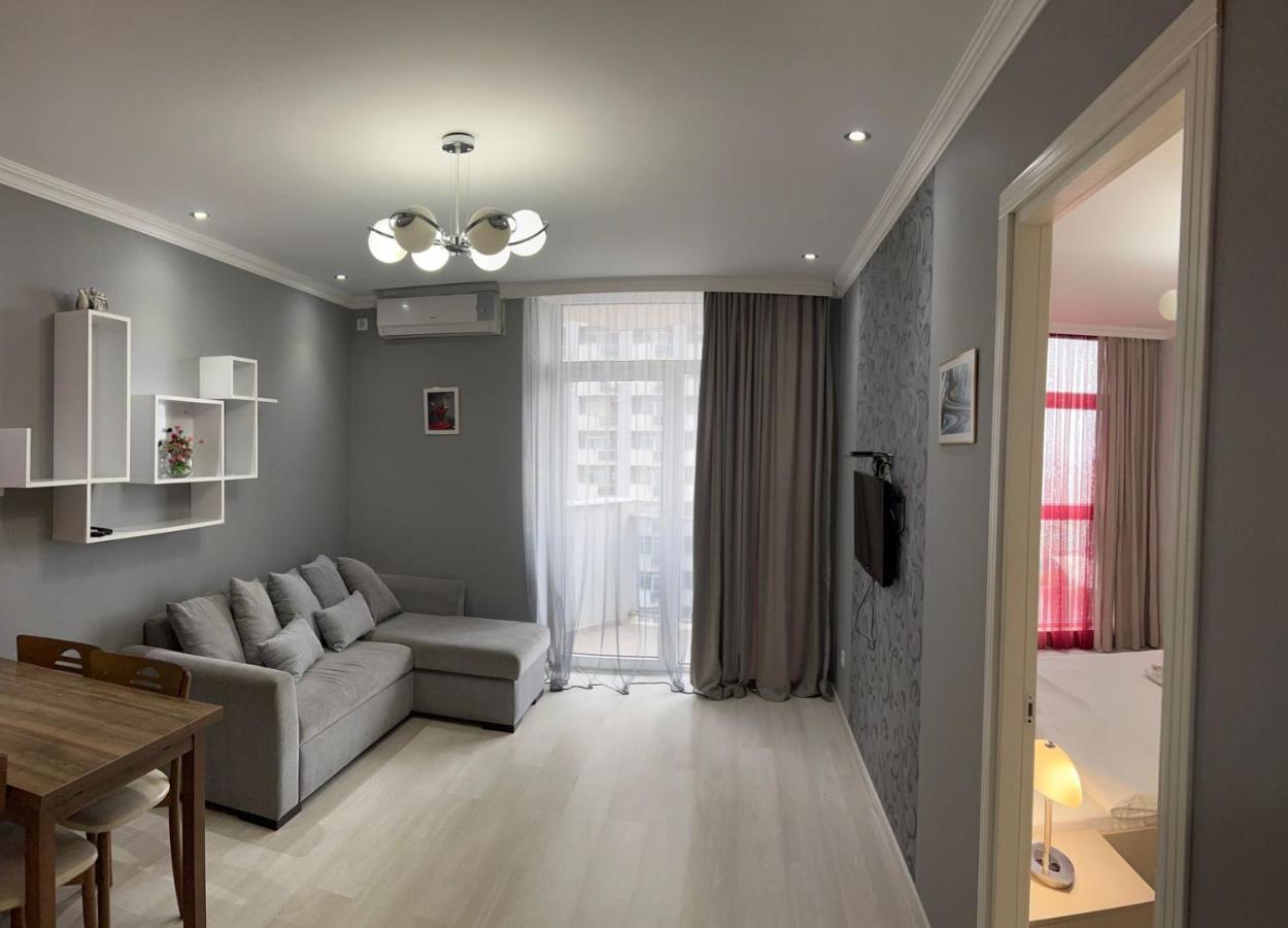 Holiday Premium Apartments Batumi Exterior foto