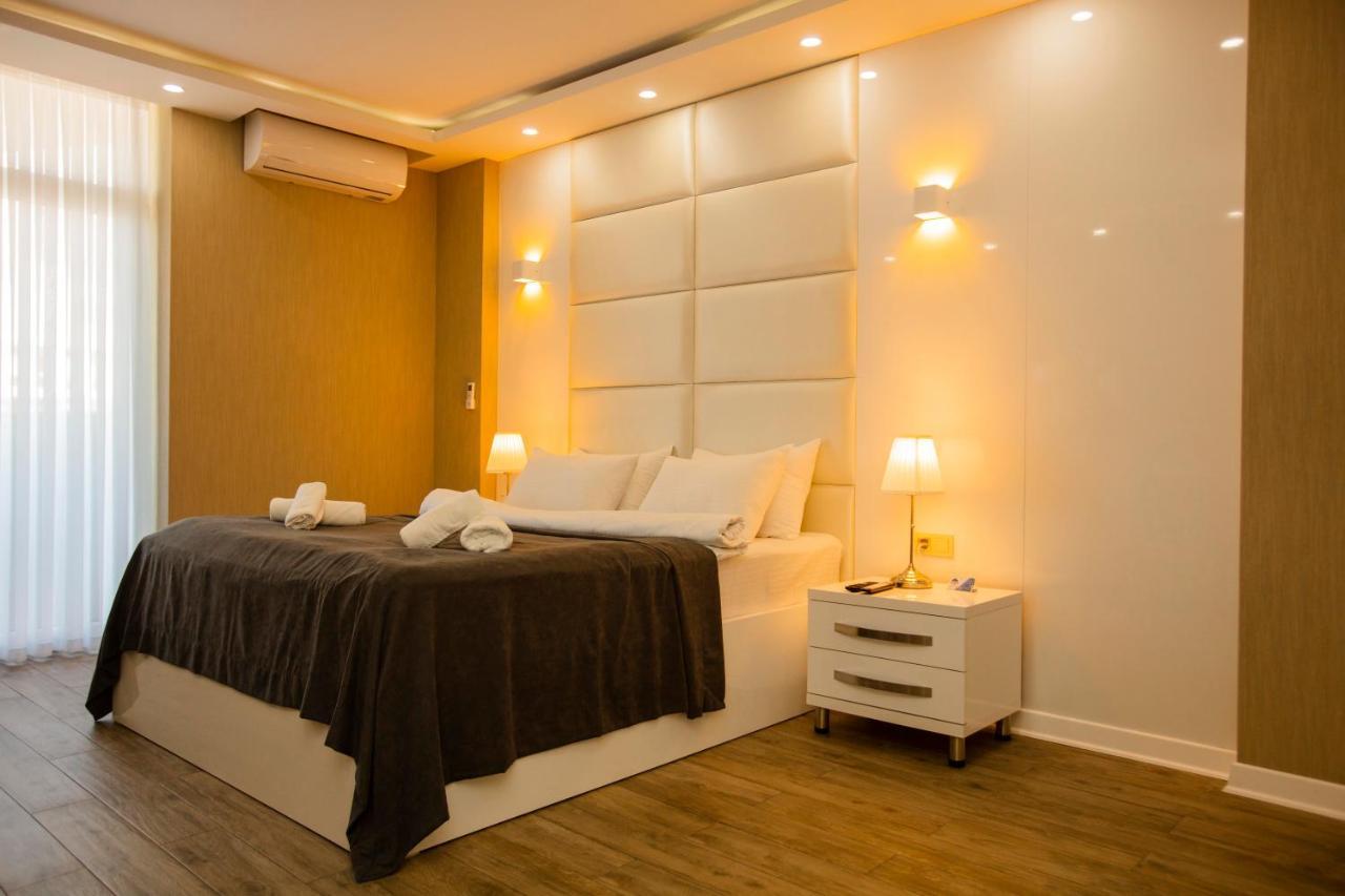 Holiday Premium Apartments Batumi Exterior foto